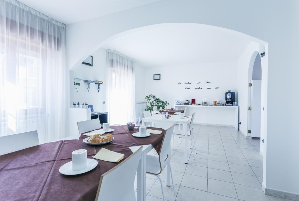 La Postale Acomodação com café da manhã San Salvo Exterior foto